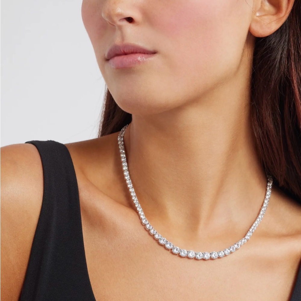 Nordstrom Graduated Cubic Zirconia Tennis Necklace 925 SS
